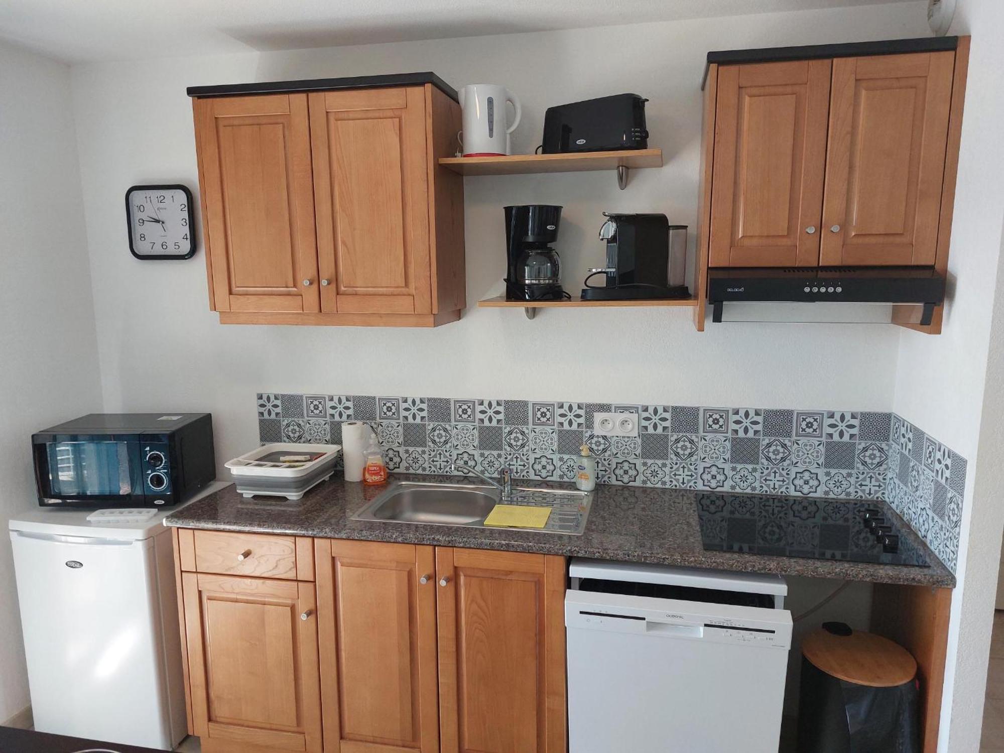 Nouvel Location D'Un Bel Appart T2 Climatise Et Meuble Au Rdch Avec Piscine Dans Residence Les Melody Santa-Maria-Poggio  Ngoại thất bức ảnh